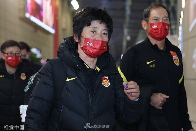 八月二十八日，第十八届中国长春电影节开幕式隆重举行，电影《熔城》剧组应邀出席，导演闫然、演员许魏洲、成泰燊亮相红毯